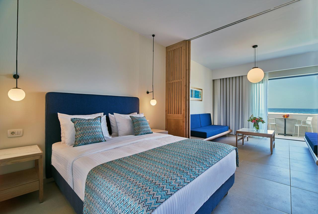 Silver Beach Hotel & Apartments Gerani  Exterior photo