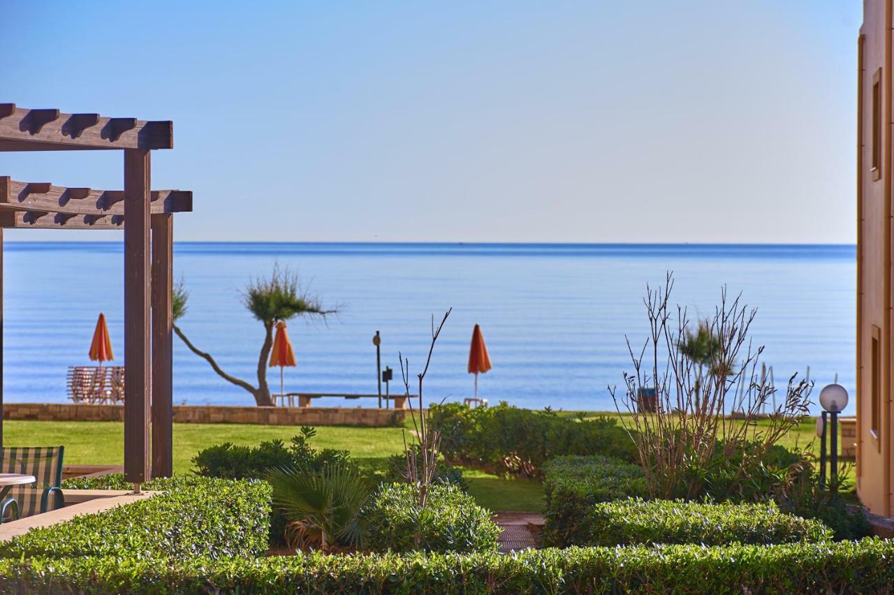 Silver Beach Hotel & Apartments Gerani  Exterior photo