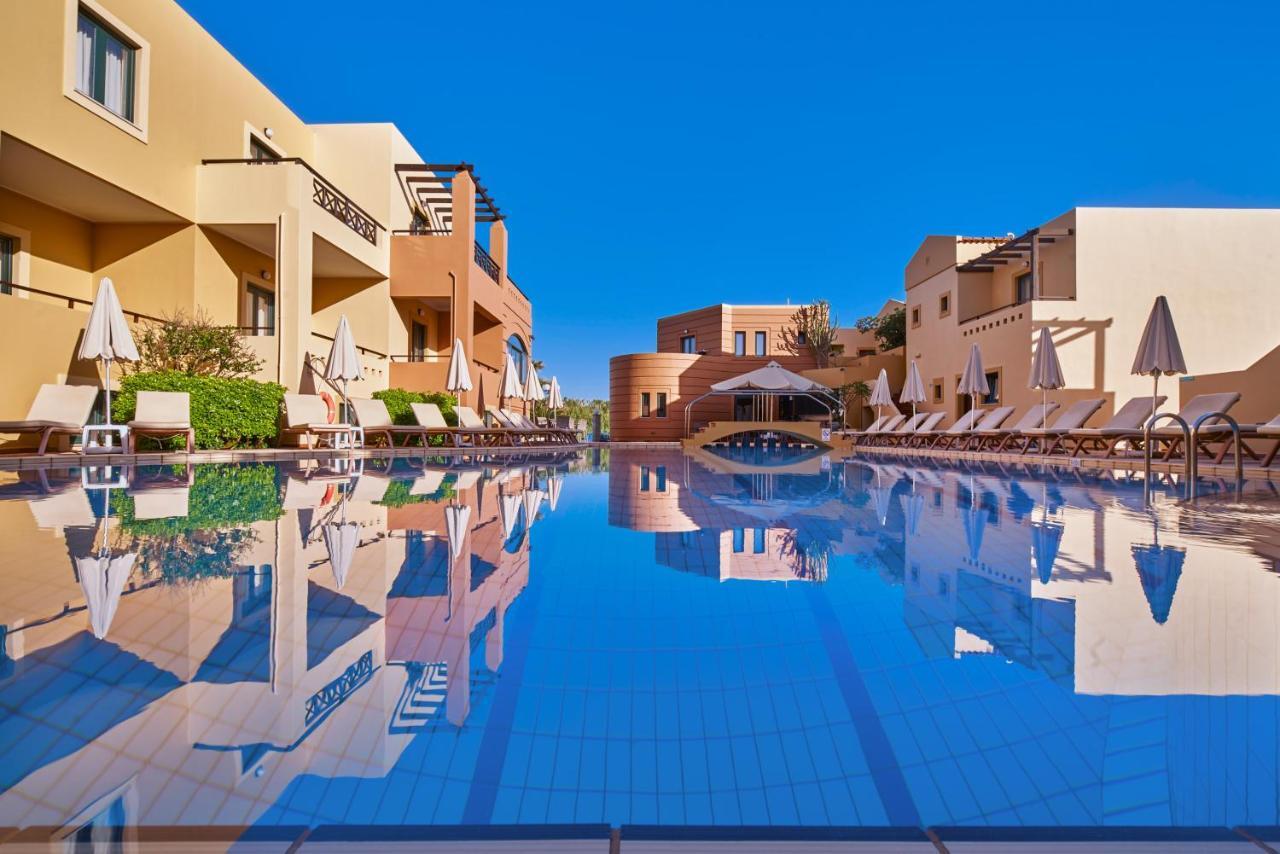 Silver Beach Hotel & Apartments Gerani  Exterior photo